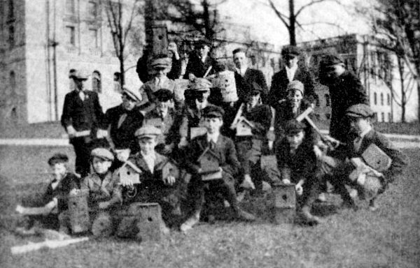 FIG. 40. READY TO PLACE FINISHED HOUSES. FIG. 40. READY TO PLACE FINISHED HOUSES.